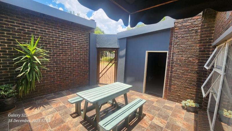 3 Bedroom Property for Sale in Sunward Park Gauteng