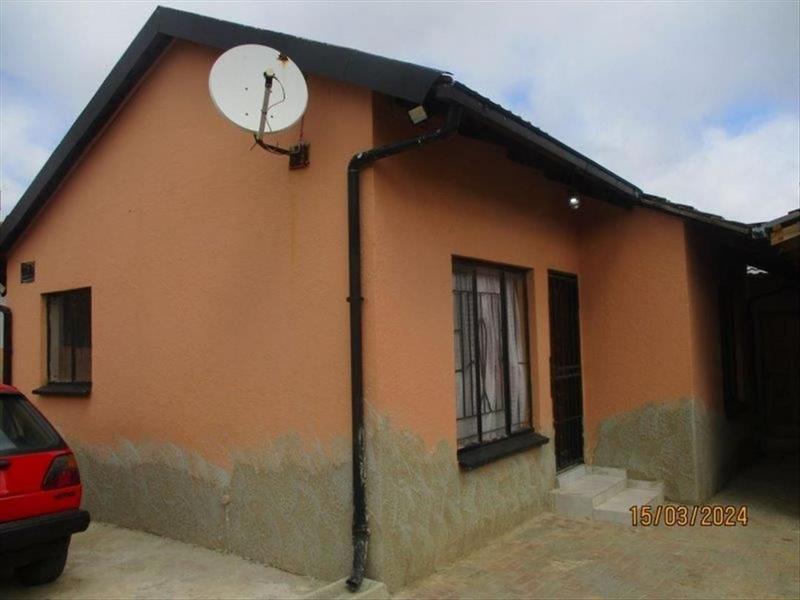 2 Bedroom Property for Sale in Birch Acres Gauteng