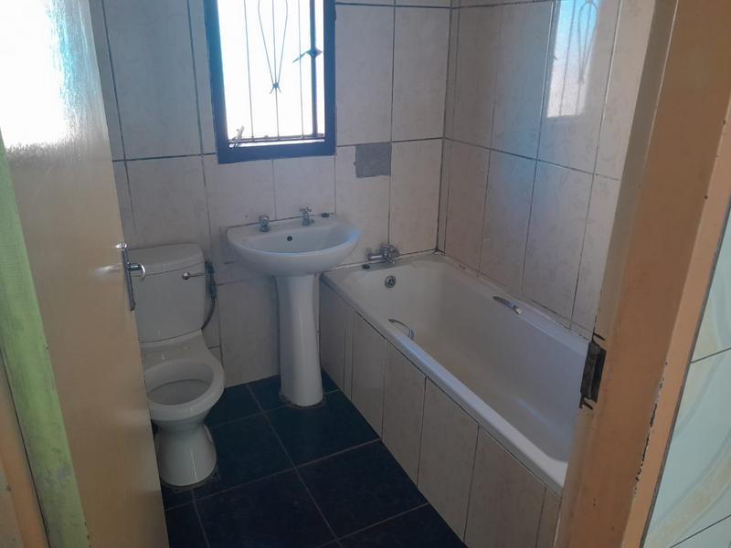 To Let 2 Bedroom Property for Rent in Vosloorus Ext 25 Gauteng