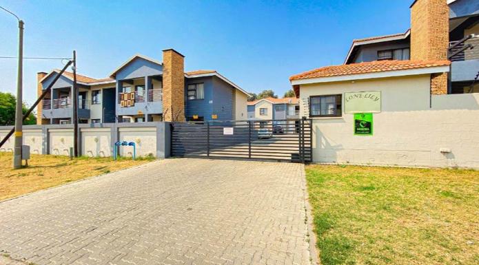 2 Bedroom Property for Sale in Illiondale Gauteng