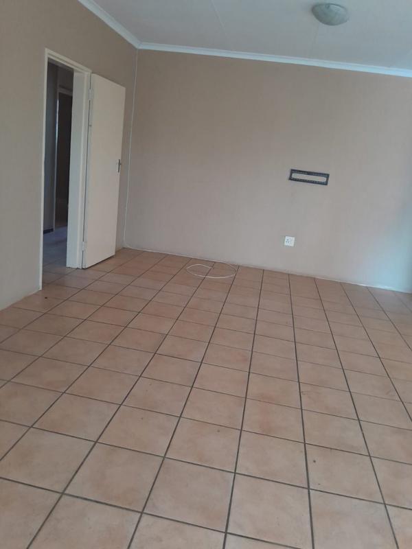 3 Bedroom Property for Sale in West Park Gauteng