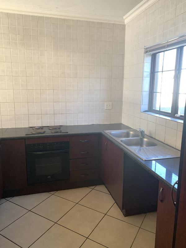 2 Bedroom Property for Sale in Zwartkop Gauteng