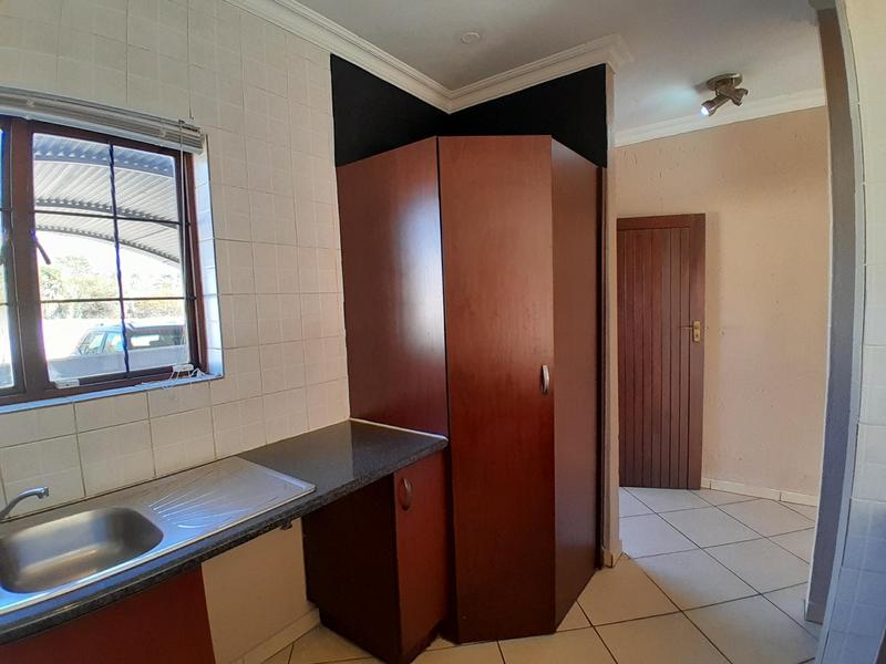 2 Bedroom Property for Sale in Zwartkop Gauteng