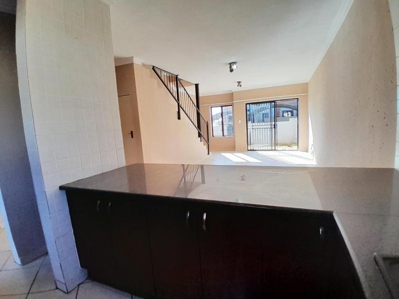 2 Bedroom Property for Sale in Zwartkop Gauteng