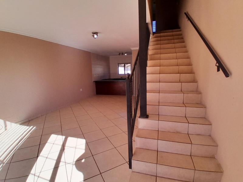 2 Bedroom Property for Sale in Zwartkop Gauteng