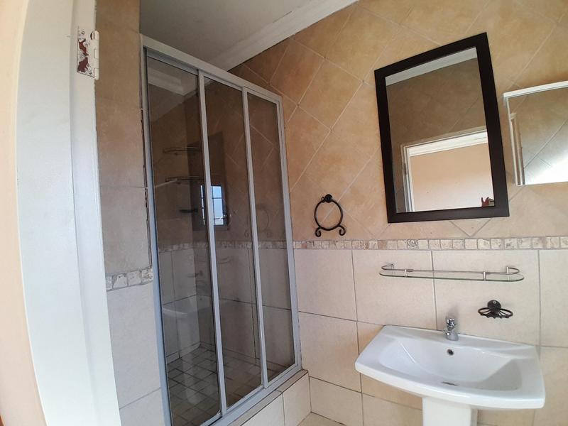 2 Bedroom Property for Sale in Zwartkop Gauteng