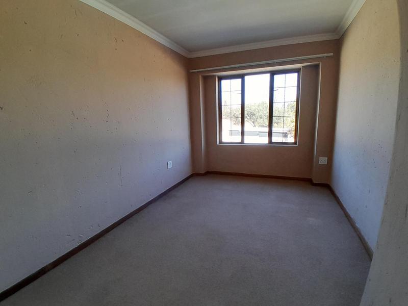 2 Bedroom Property for Sale in Zwartkop Gauteng