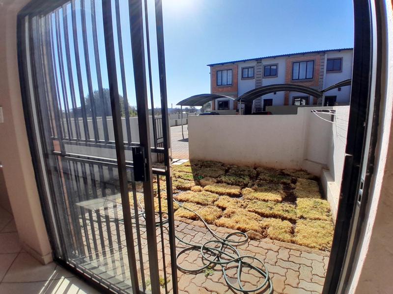 2 Bedroom Property for Sale in Zwartkop Gauteng