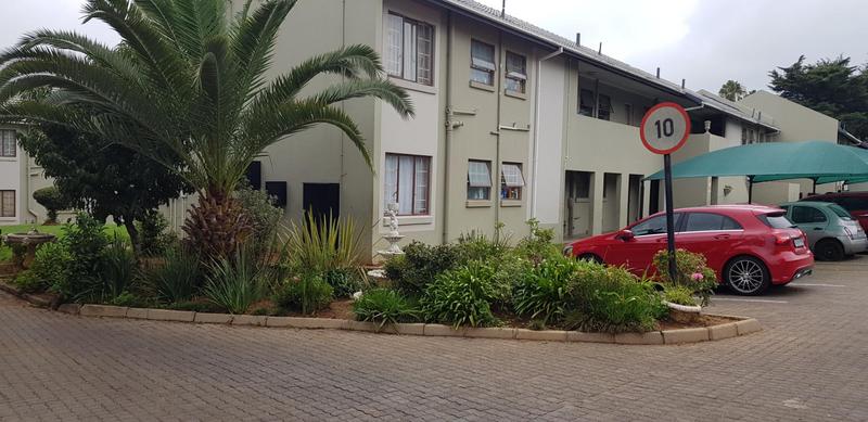 To Let 2 Bedroom Property for Rent in Whitney Gardens Gauteng