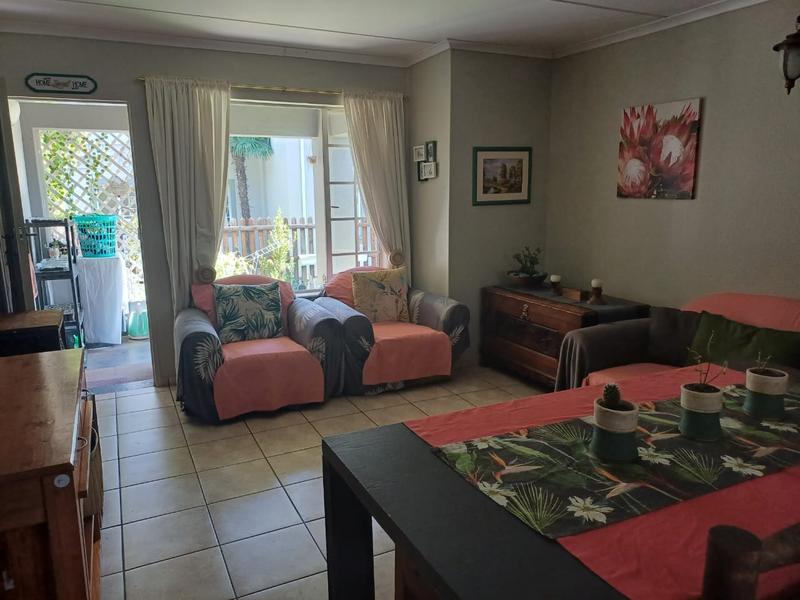 2 Bedroom Property for Sale in Glen Marais Gauteng