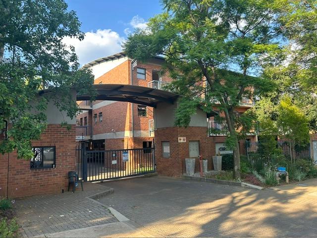 8 Bedroom Property for Sale in Hatfield Gauteng