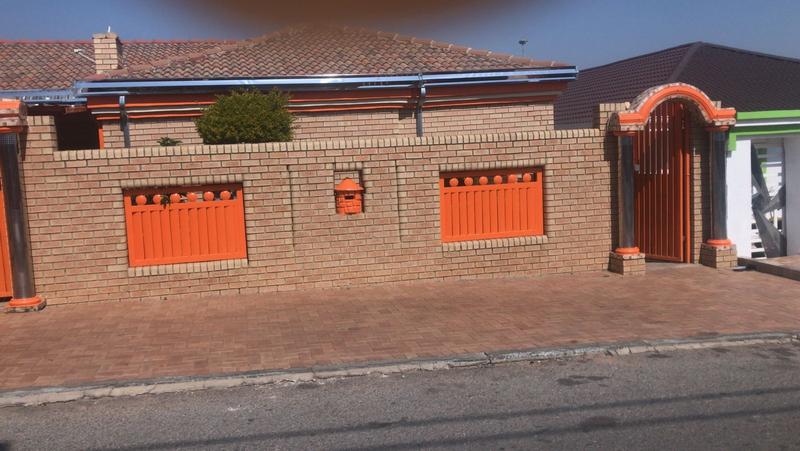 3 Bedroom Property for Sale in Dube Gauteng