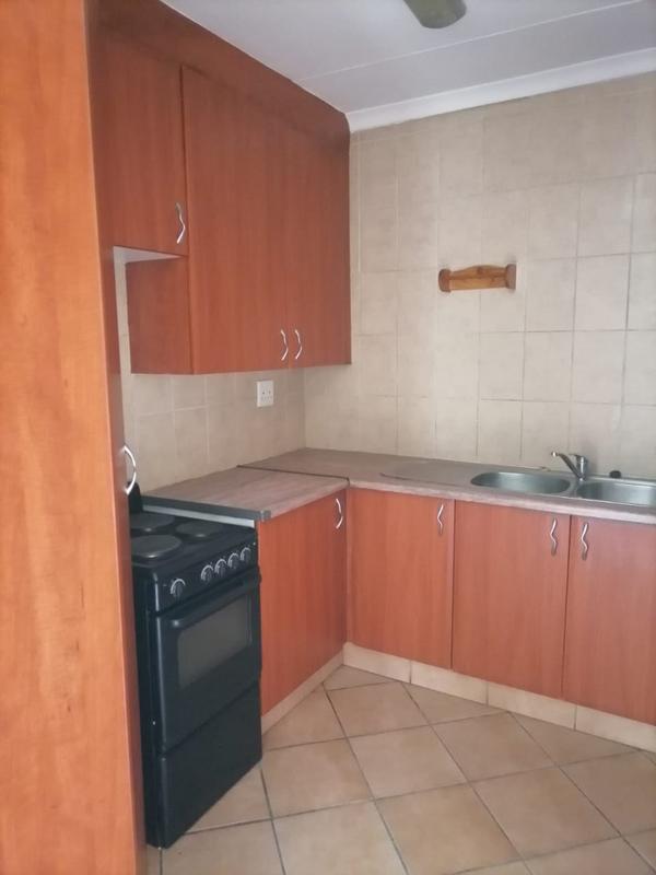 3 Bedroom Property for Sale in Glen Marais Gauteng