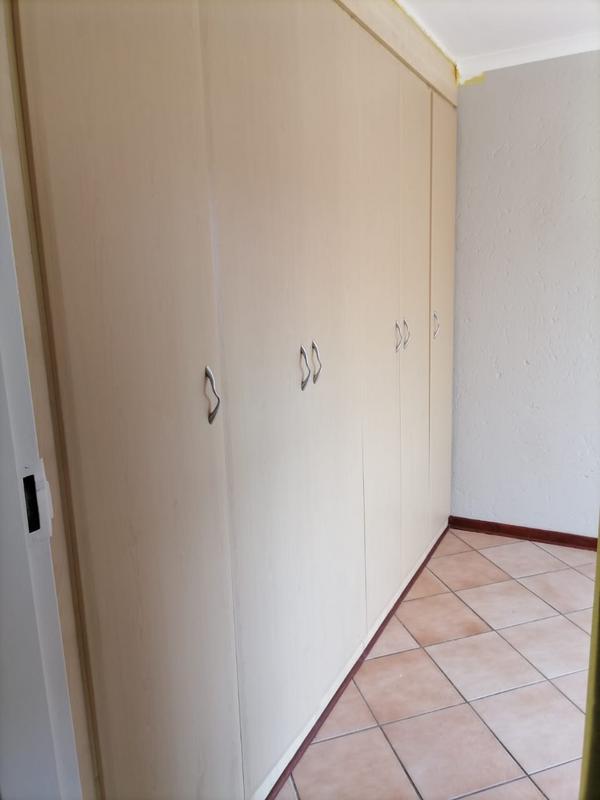 3 Bedroom Property for Sale in Glen Marais Gauteng