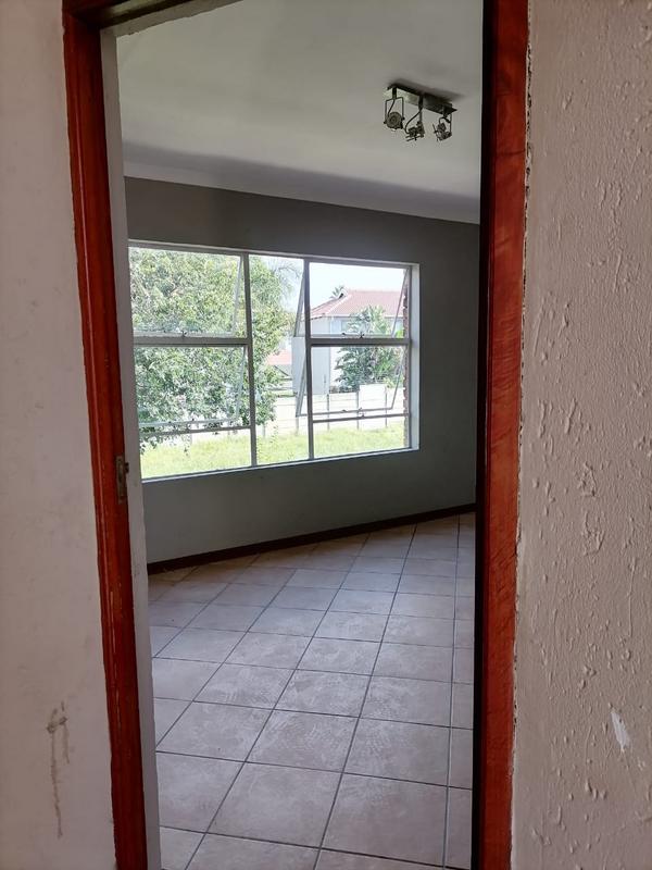 3 Bedroom Property for Sale in Glen Marais Gauteng