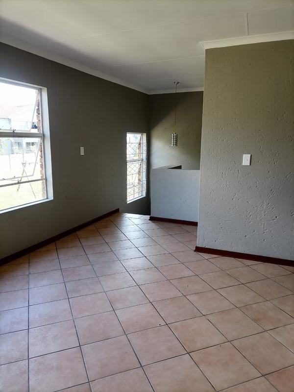 3 Bedroom Property for Sale in Glen Marais Gauteng