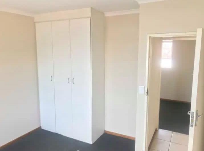 2 Bedroom Property for Sale in Kempton Park Central Gauteng