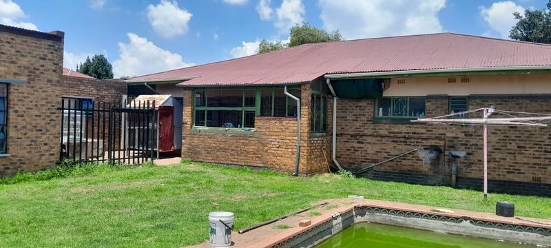 6 Bedroom Property for Sale in Kempton Park Gauteng