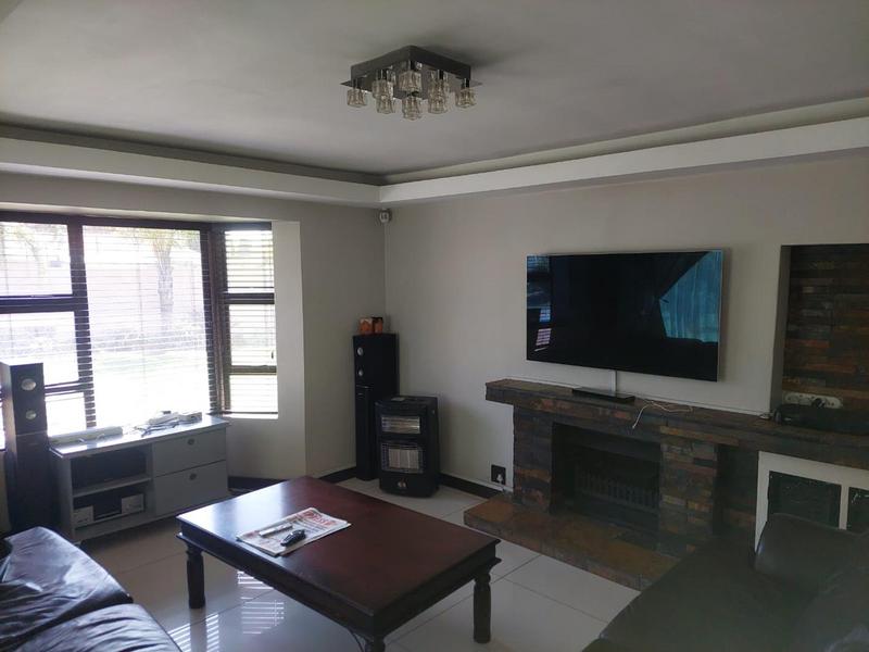 3 Bedroom Property for Sale in Terenure Gauteng