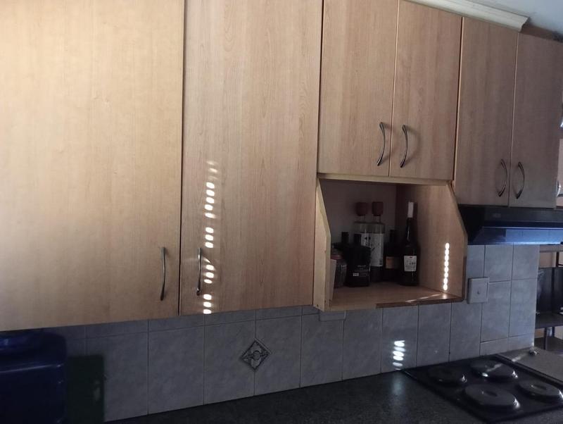 4 Bedroom Property for Sale in Clayville Gauteng