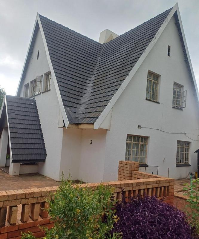 7 Bedroom Property for Sale in Clayville East Gauteng