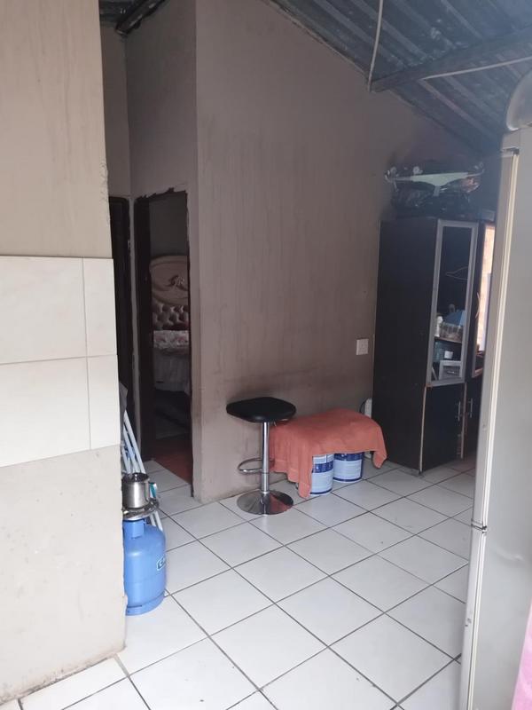 5 Bedroom Property for Sale in Tembisa Gauteng