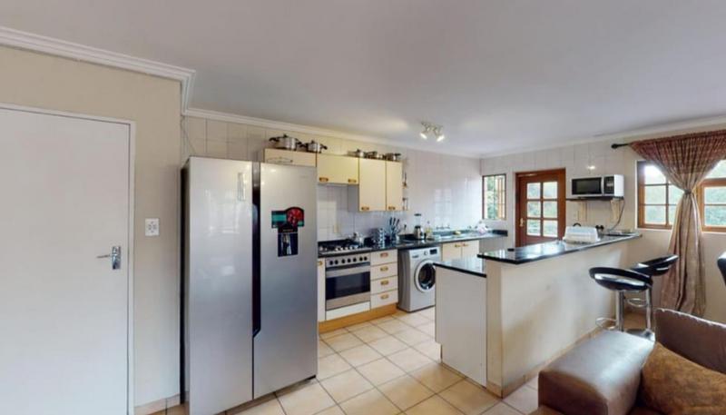 To Let 2 Bedroom Property for Rent in Bedfordview Gauteng