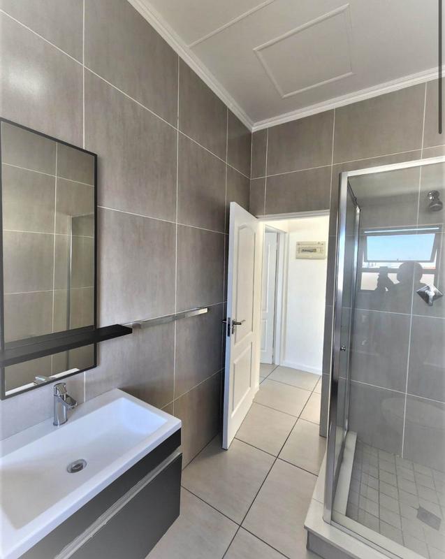 To Let 2 Bedroom Property for Rent in Greenstone Ridge Gauteng