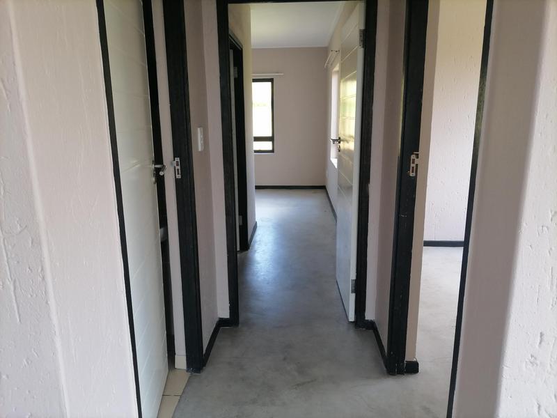 To Let 2 Bedroom Property for Rent in Jackal Creek Golf Estate Gauteng