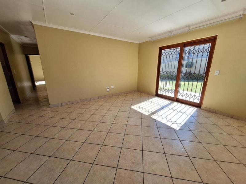 To Let 3 Bedroom Property for Rent in The Reeds Gauteng