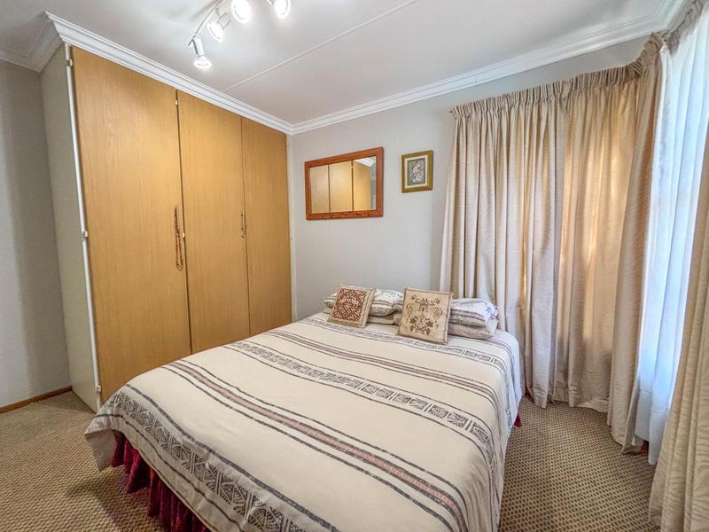 4 Bedroom Property for Sale in Dowerglen Ext 3 Gauteng