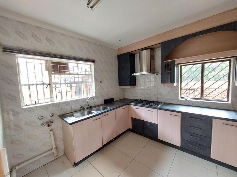4 Bedroom Property for Sale in Erasmia Gauteng