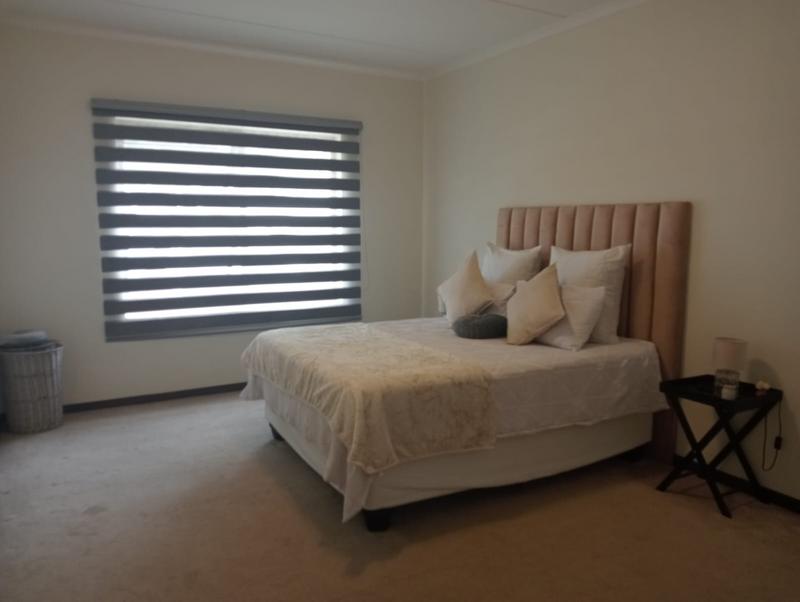 1 Bedroom Property for Sale in Carlswald Gauteng