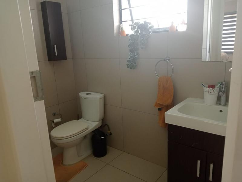 1 Bedroom Property for Sale in Carlswald Gauteng