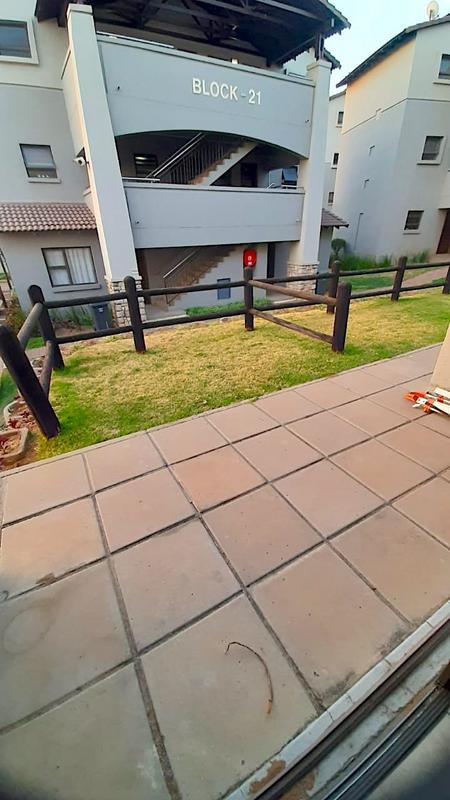 1 Bedroom Property for Sale in Sunninghill Gauteng