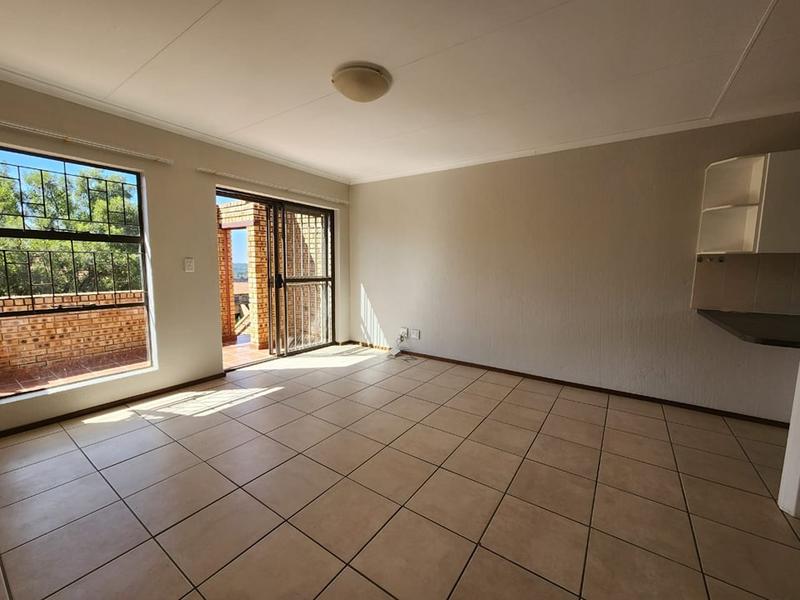 To Let 2 Bedroom Property for Rent in Amorosa Gauteng