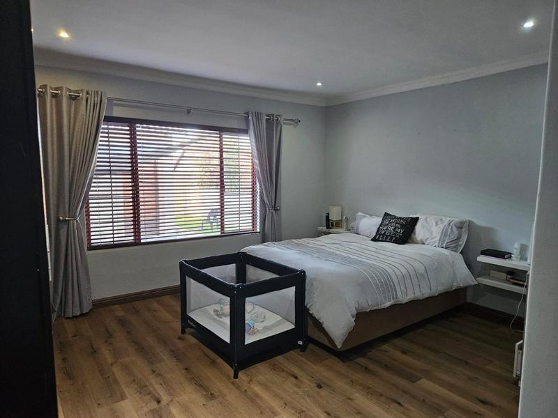 3 Bedroom Property for Sale in Thatchfield Glen Gauteng