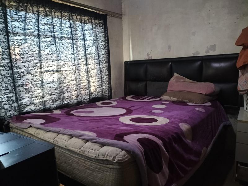 2 Bedroom Property for Sale in Makulong Gauteng
