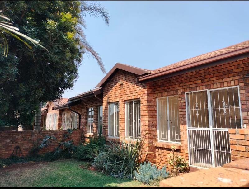 To Let 3 Bedroom Property for Rent in Birchleigh North Gauteng