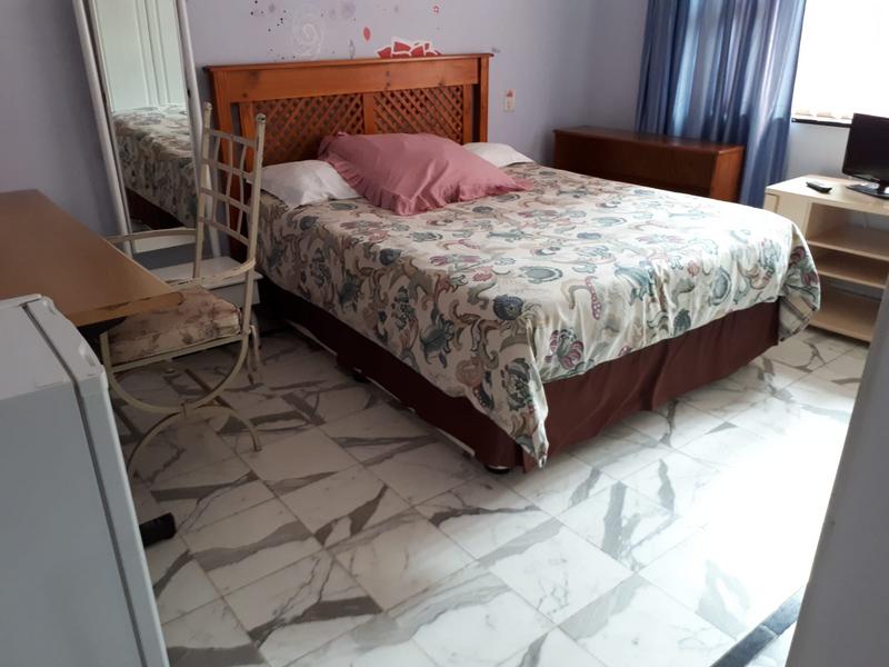 8 Bedroom Property for Sale in Northcliff Gauteng