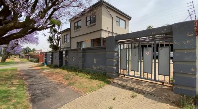 4 Bedroom Property for Sale in Crosby Gauteng