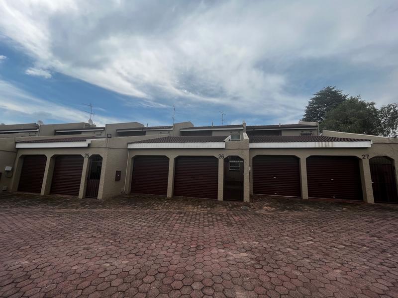 3 Bedroom Property for Sale in Weltevreden Park Gauteng