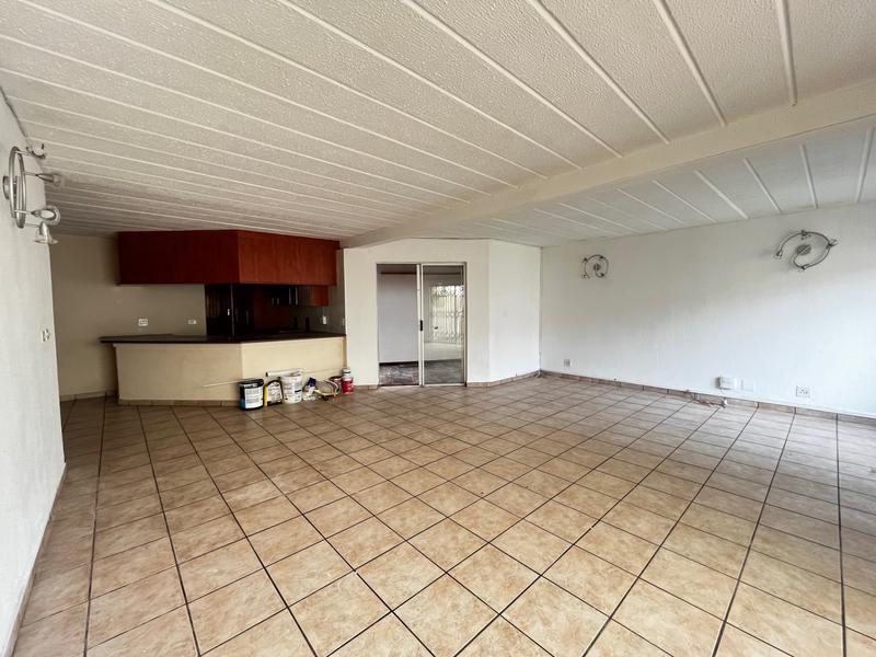 3 Bedroom Property for Sale in Weltevreden Park Gauteng