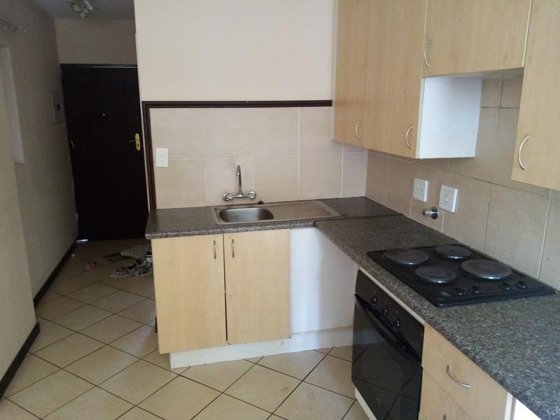 1 Bedroom Property for Sale in Karenpark Gauteng