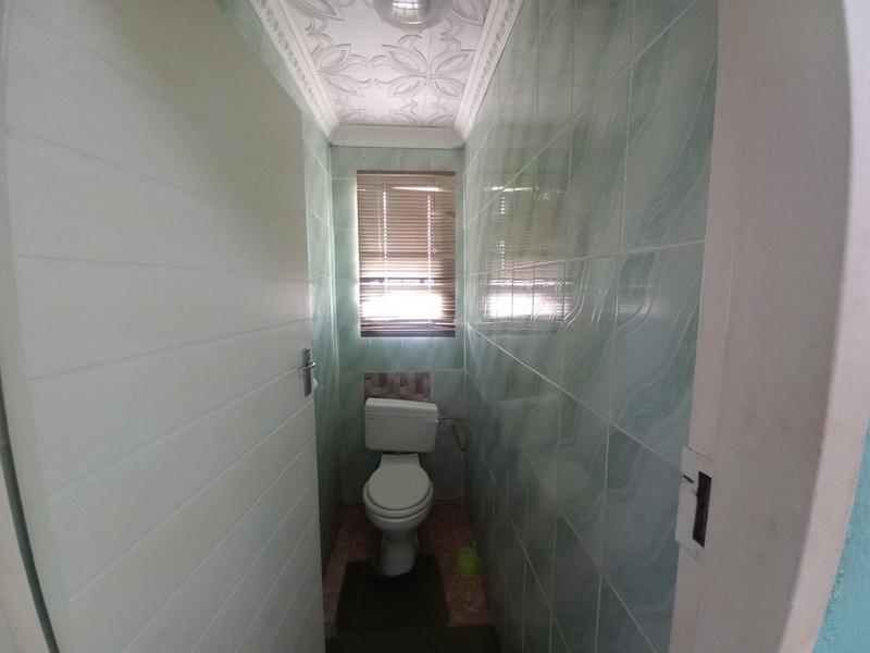 2 Bedroom Property for Sale in Etwatwa Gauteng