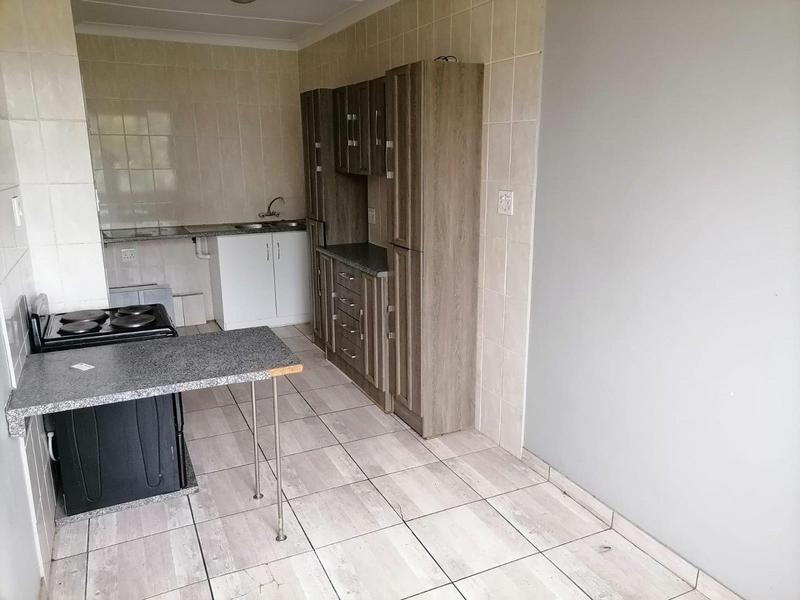 1 Bedroom Property for Sale in Pretoria Gardens Gauteng