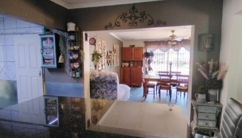 0 Bedroom Property for Sale in Flora Gardens Gauteng