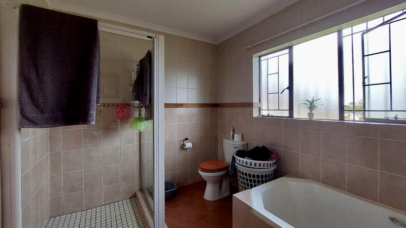 4 Bedroom Property for Sale in Rietvlei View Gauteng