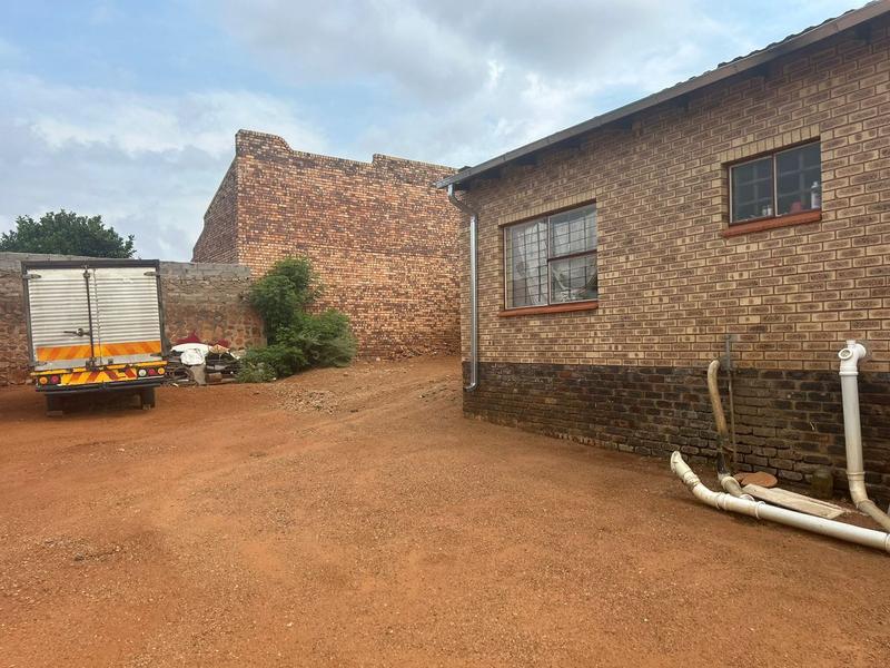 4 Bedroom Property for Sale in Soshanguve South Gauteng