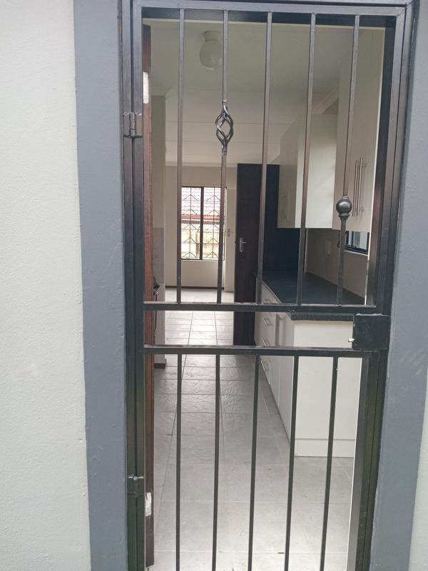 3 Bedroom Property for Sale in Olievenhoutbosch Gauteng